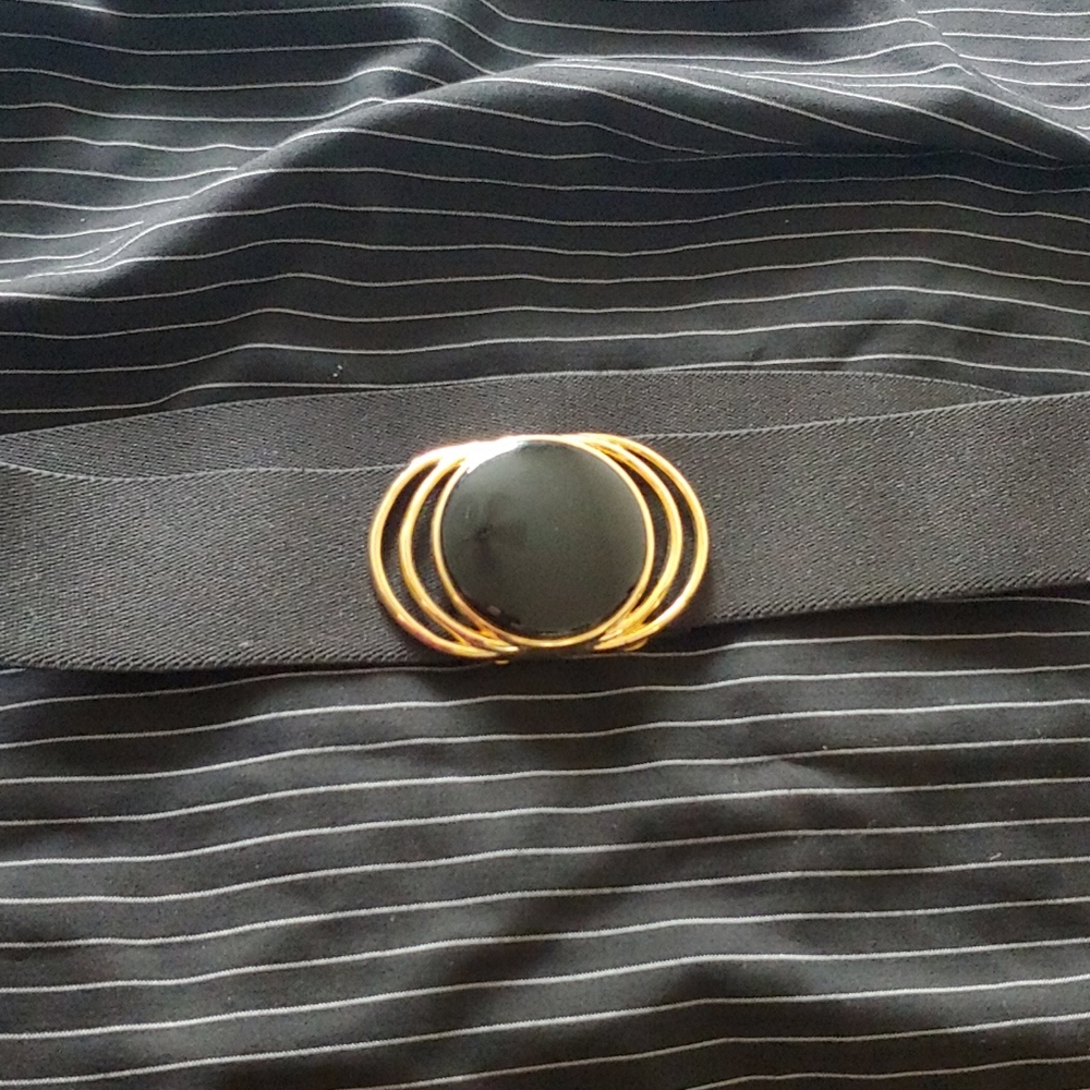 Vintage 80s elastic belt, goldtone and faux onyx